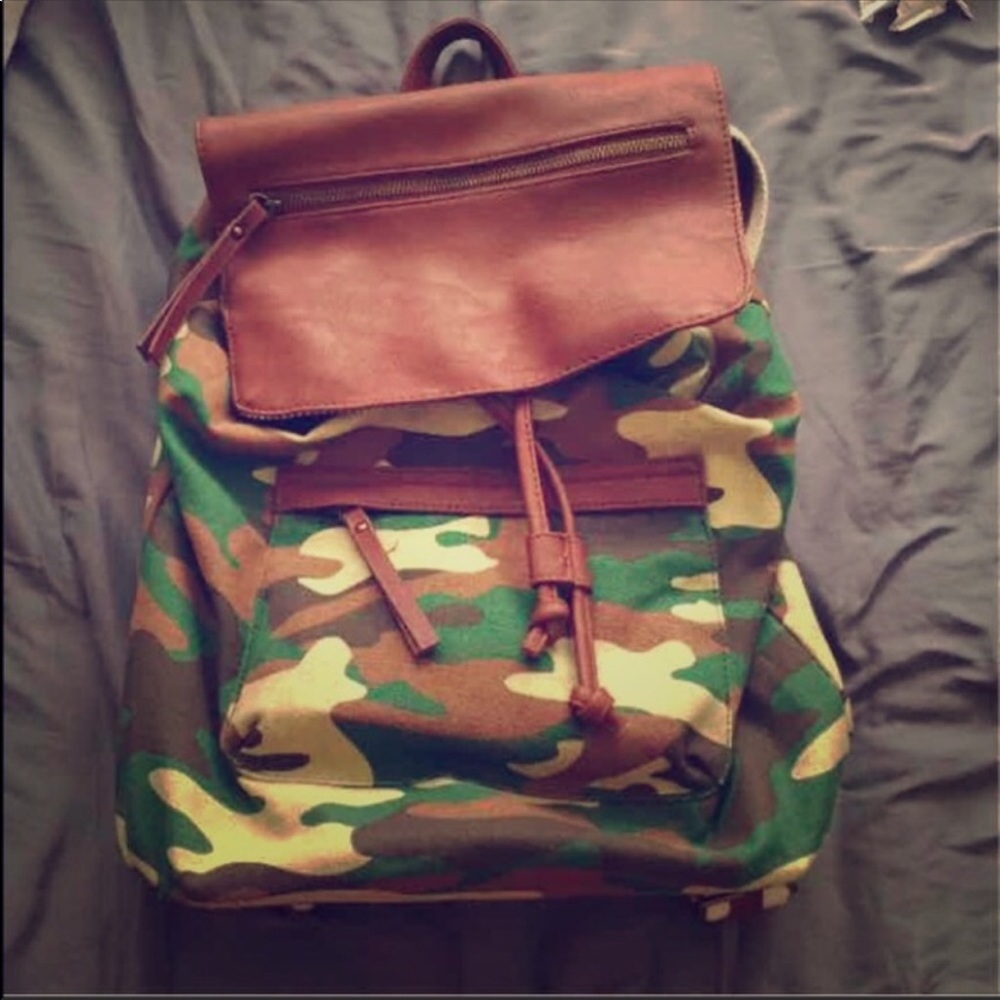 Steven madden back pack